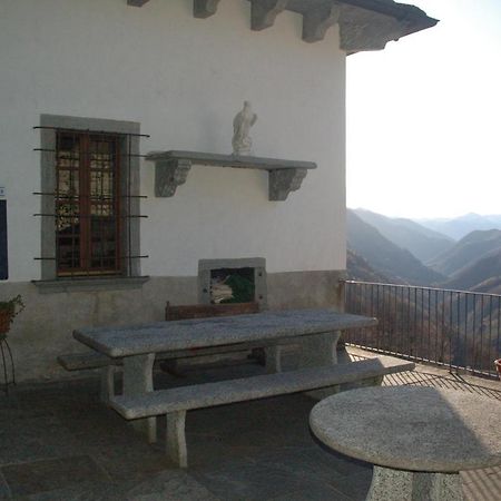 Palazzo Gamboni Swiss Historic Hotel Comologno Buitenkant foto