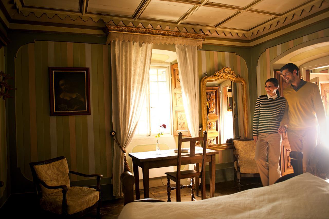 Palazzo Gamboni Swiss Historic Hotel Comologno Buitenkant foto